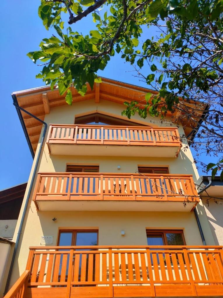 Ciasa De Le Nene - Dolomiti Guesthouse П'єве-ді-Кадоре Екстер'єр фото